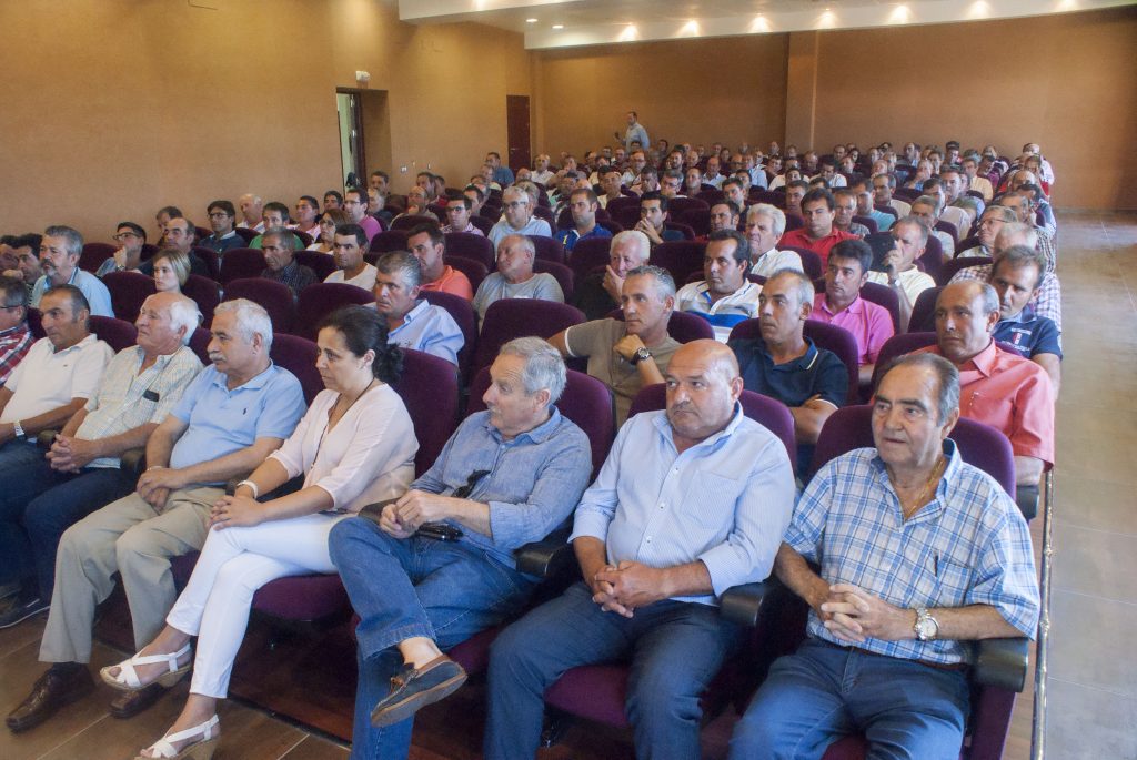 La Plataforma recibe el compromiso del PP para el desbloqueo inmediato de la autorización de las zonas regables por el trasvase
